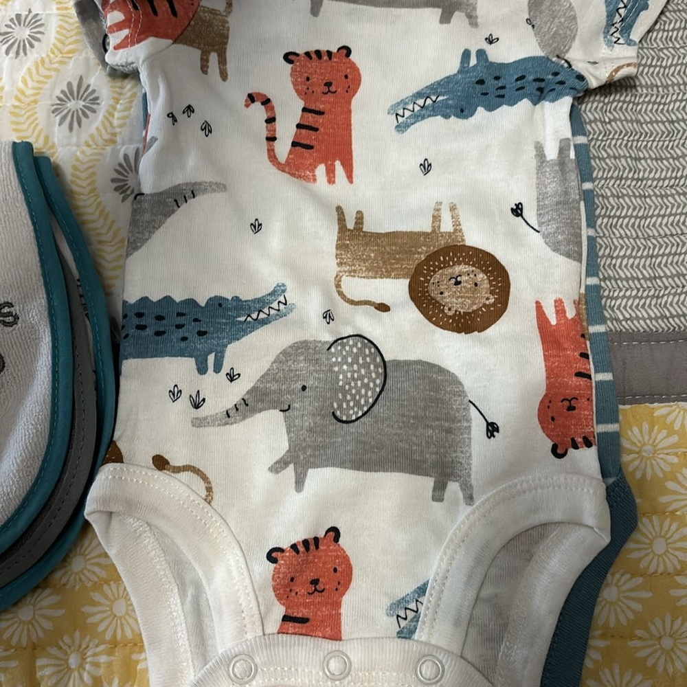 0-3 months set - Picture 3 of 8